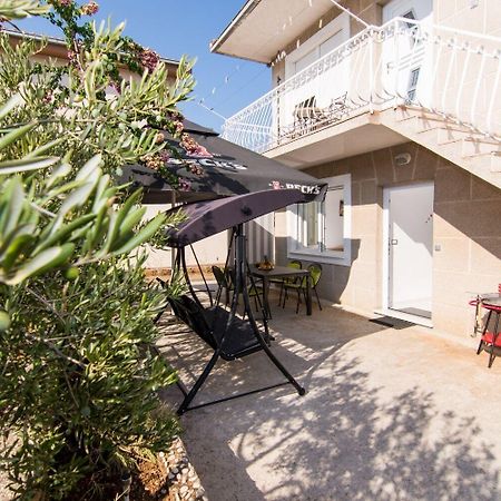 Apartments Ivica - Garden Terrace スラティネ エクステリア 写真